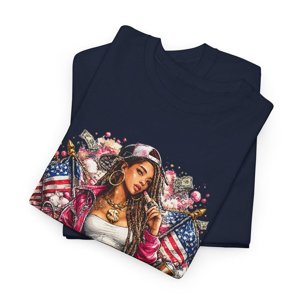 T-Shirt Regina dello Streetwear – Design Chicana Tattoo e Bandiera USA