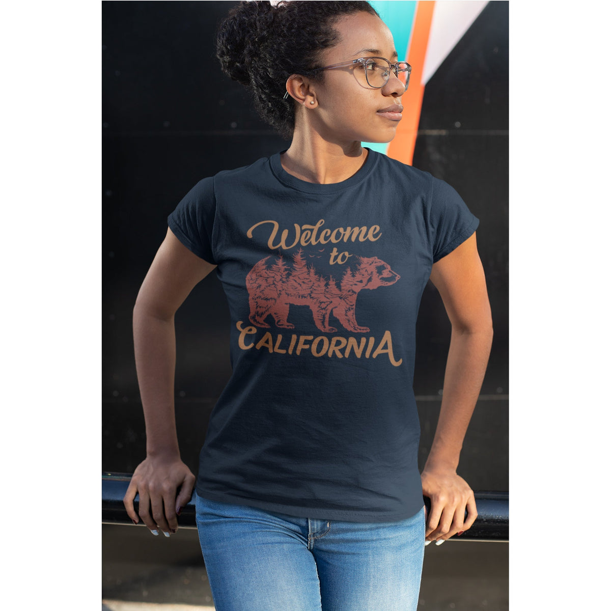 T-Shirt California – Design Vintage con Orso