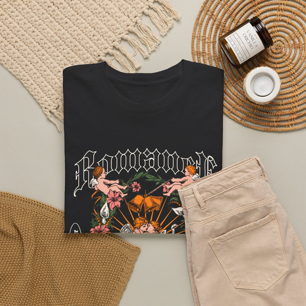 T-Shirt Angelo Gotico con Fiori – Design Dark Vintage